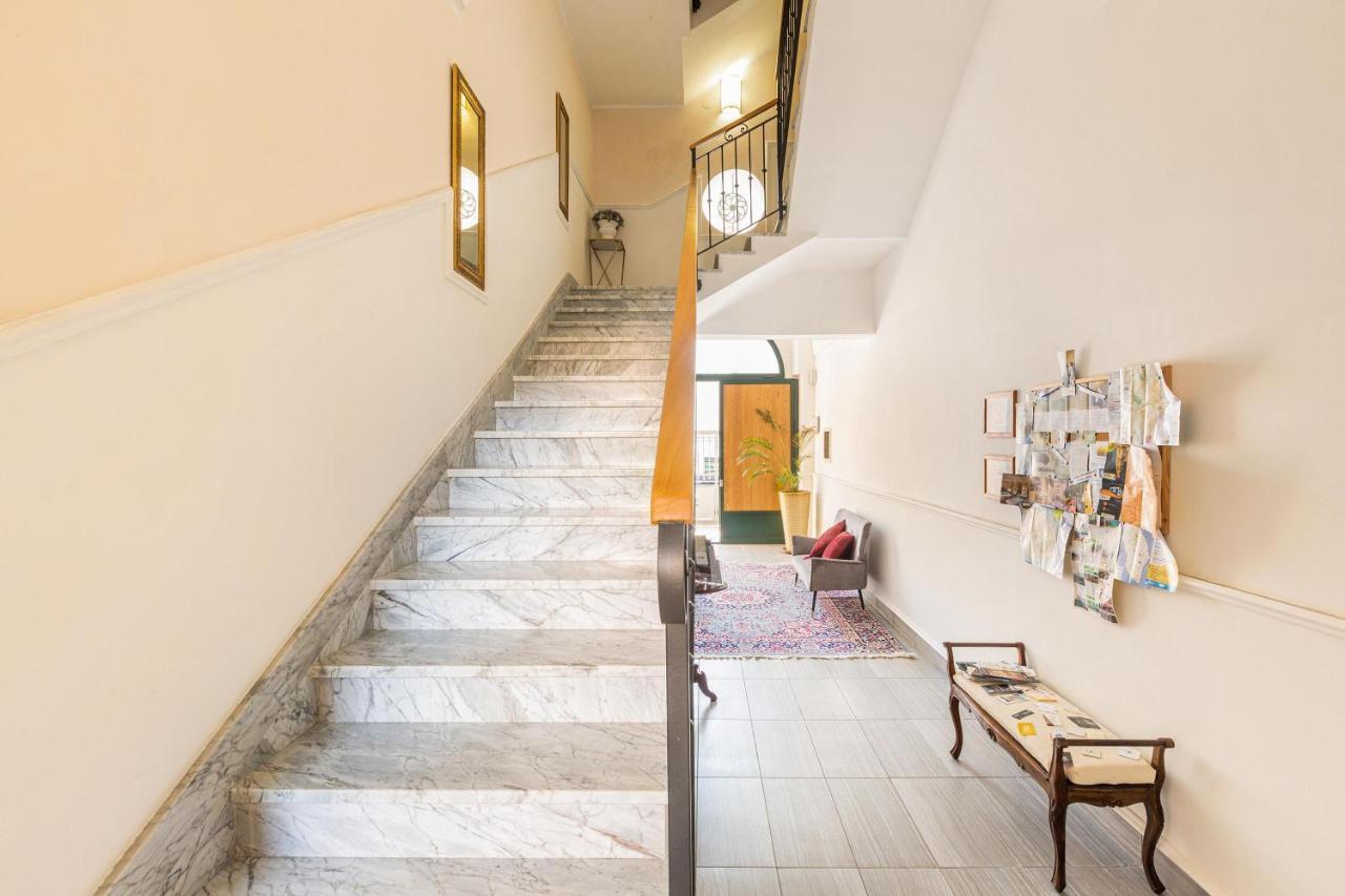 Dimora Le Tre Muse Guesthouse Lecce Exterior foto