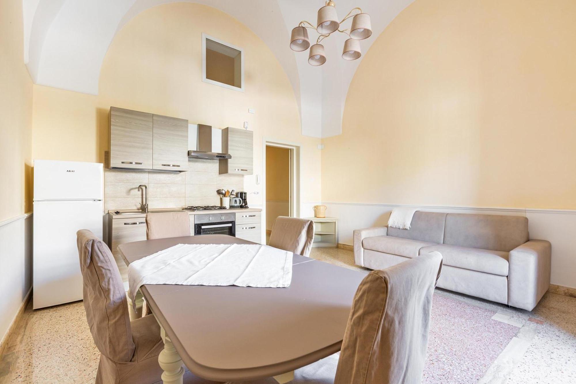 Dimora Le Tre Muse Guesthouse Lecce Exterior foto